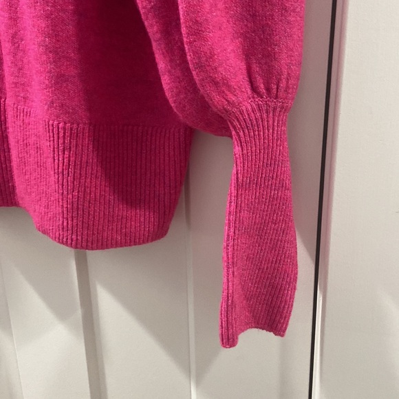 CeCe Pink Imitation Pearl Juliet Sleeve Sweater Size large beautiful like new 💕 - Picture 12 of 12